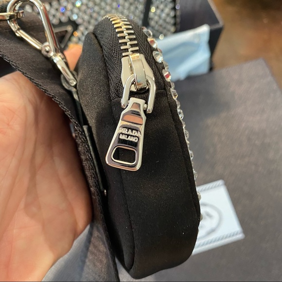 Prada Crystal Re-Edition 2005 Crossbody Chain Shoulder Bag Black Reedition - Picture 16 of 16
